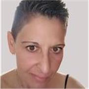 Soy Técnica Sup. en Administración y Finanzas. Tengo experiencia en dar clases particulares, enseñar a leer y escribir y refuerzo