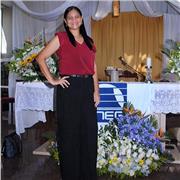 profesor de matemáticas, imparte clases a niños y jóvenes de cualquier edad