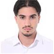 Profesional autodidacta con experiencia en trading financiero, marketing digital y liderazgo de proyectos. 