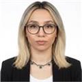 Her kademede öğrenim gören çocuklara ders verilir