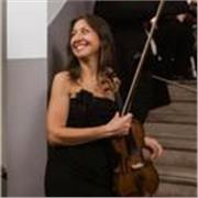 Violinista impartisce lezioni di violino a Cernusco sul Naviglio