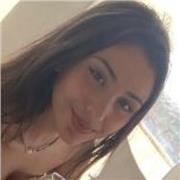 Licenciada en idiomas. Se me da muy bien enseñar.