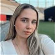 Profesora de lengua catalana y literatura que imparte clases a alumnos de hasta cuarto de la eso