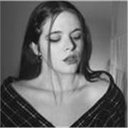 I give private lessons where you can learn comfortably and fall in love with the subject.