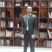 Professioneller Arabischlehrer mit über dreizehn Jahren Erfahrung und einem BA in arabischer Sprache und Lehrmethoden.