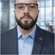 Realizó clases particulares de español argentino, nivel medio , alto