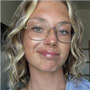 Estudiante francés,1er año de Periodismo/ Global en inglés. El francés es mi lengua materna. Cuidado número francés modificar +33