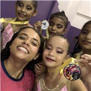 Profesora de danza y gimnasia para todas las edades