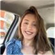 Tecnico audiometrista, con diploma al liceo linguistico e certificazioni Cambridge di lingua inglese, impartisce lezioni di lingua