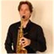 Sassofonista concertista con numerose esperienze di insegnamento per persone di tutte le età