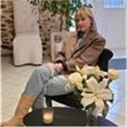 French tutor teaches students of all ages