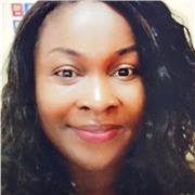 I am an experienced English tutor for learners of all ages.