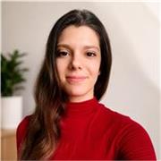 Soy profe de español para extranjeros, psicopedagoga y antropóloga. Enseño cultura, actualidad y lengua.