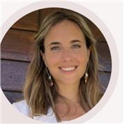 Profesora de apoyo escolar especializada en primaria