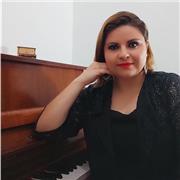 Aulas de música em vários instrumentos musicais domicílio ou online! Piano,teclado, violão,flauta doce, musicalização e canto!