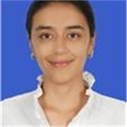 Profesora de apoyo especializada en jovenes y niños terminando carrera de psicología