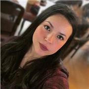 Professora de biologia, pós-graduada, mestranda e com 10 anos de experiência