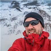 I offer tailored art and design lessons to suit all levels and learning requirements.
I can bring my experience and knowledge to y