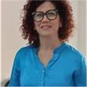 laureata impartisce lezioni di matematica elementari medie e biennio