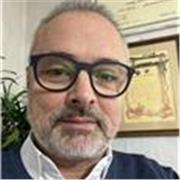 Leadership Superficiale o Risultati Effimeri? Affronti sfide comunicative? Scopri come trasformare ogni ostacolo in opportunità.