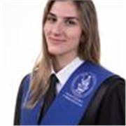 Puedo dar clase a cualquier curso. Soy graduada en Química por la Universidad de La Laguna.
