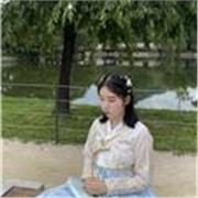 Native Korean speaker and business professional at a Korean company. From basic to professional, real-use Korean.