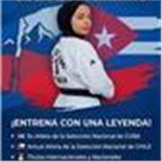 Clases de taekwondo profesional a niñas y mujeres