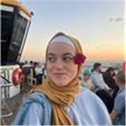 Étudiante et animatrice, cours dynamiques et adaptés aux besoins de l'enfant 