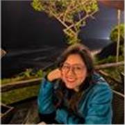 Docente de Comunicación con experiencia en dictado de clases presenciales y virtuales. Nivel primario y secundario