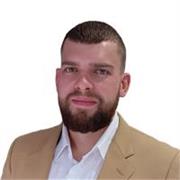 Supportive, passionate bilingual teacher passionate about helping Spanish speakers gain confidence, fluency, and broaden horizons