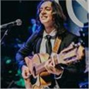 Licenciado en música-pedagogo. Clases online de guitarra clásica y latinoamericana para todas las edades. El talento se construye.