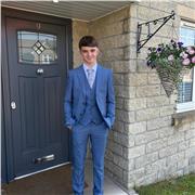 A-Level Maths student offering affordable Private Online GCSE maths tutoring with structured and engaging sessions