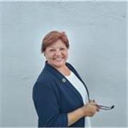  “Profesora titulada con 10 años de experiencia en docencia, orientación laboral ofrece clases de  IA en línea 