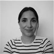 Diseñadora titulada, con mas de 4 años de experiencia, que esta realizando un doctorado en comunicación.