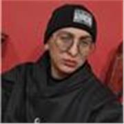 Egresao se la escuela de bellas artes en Toluca soy músico y maestro de arte