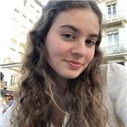 Etudiante en étude de langue et passionnée par le monde anglophone, je propose des cours d'anglais à Lyon!