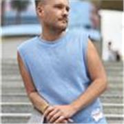 Francés nativo viviendo a Barcelona desde hace 4 años. 
Voy a hacer todo para que tu nivel crece y que seas un francés verdadero 