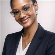 Female English tutor that teaches children and adults of all ages