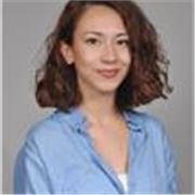 A Turkish and English teacher who teaches children and young people.