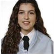 Profesora de Lengua y Literatura Española y también francés apta para impartir clases a alumnos de primaria, E.S.O y Bachiller.