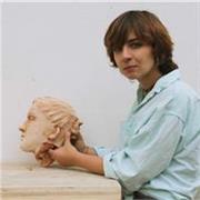 Docente di arte offre lezioni di scultura, disegno e pittura