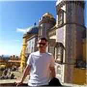 Graduado en CC de la actividad física y del deporte. 
Máster en formación de Profesorado. 
Máster en TIC y aprendizaje Digital
