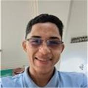 Olá! Meu chamo Emeson. Dou aulas de reforço de matemática com didática diferencial