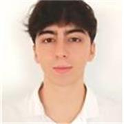 Estudiante del Doble Grado en ADE e Ingeniería Informática con media excelente en economía en la PAU y Bachiller. 