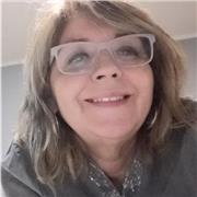 Profesora de Educación General Básica, experta en lecto escritura para niños y niñas con dificultades de aprendizaje