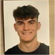 Sociable, responsable, empático, paciente, alegre, comunicativo, dinámico y comprometido.