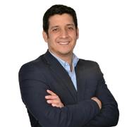 Puedo dar clases de ingles, de marketing, ventas y organizacion de eventos.