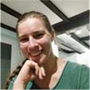 Bilingual tutor strong in sciences and literature offering lessons to students of all ages