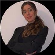 Laureata magistrale in Economia e Management offre ripetizioni private di materie economico-giuridiche