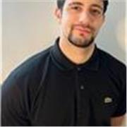 Personal trainer offre servizi personalizzati su richiesta per ogni tipologia di cliente